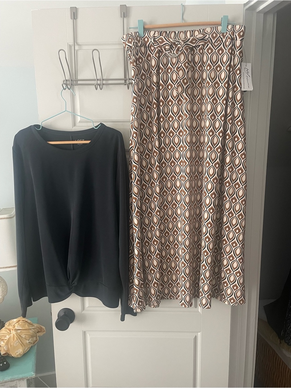 Large  Geometric  Skirt by collection with loft black top with a twist front lar